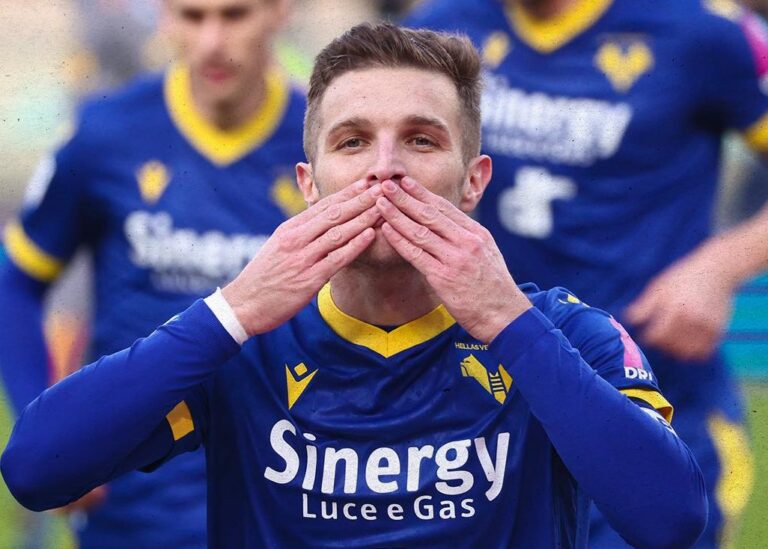 Verona-Lecce 2-0, ossigeno per gli scaligeri Verona-Lecce 2-0, ossigeno per gli scaligeri
