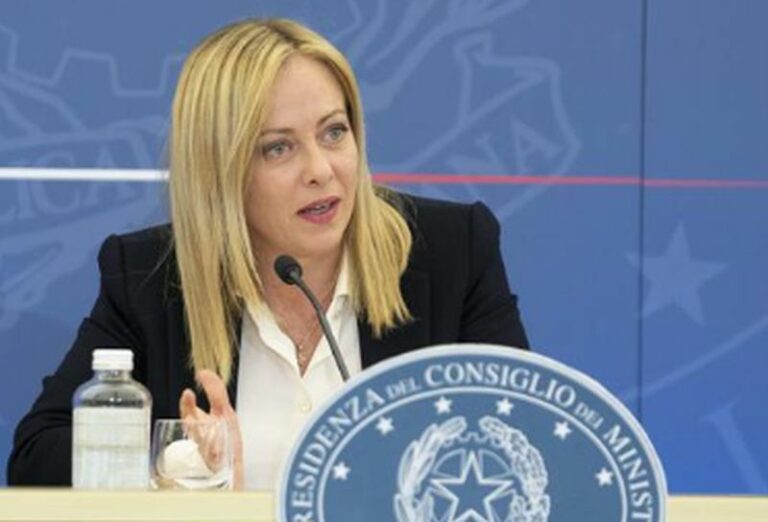 Caso Donzelli-Delmastro, Meloni: “Tema delle dimissioni non c’è”