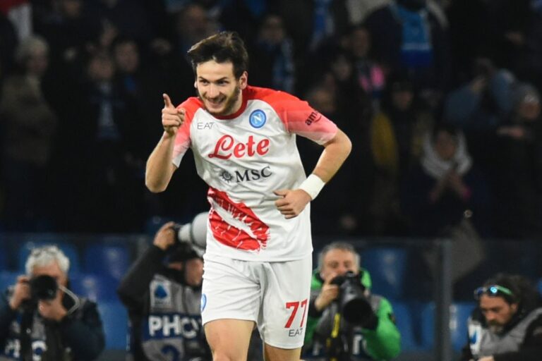 Il Napoli non si ferma, battuta anche la Cremonese 3-0 Il Napoli non si ferma, battuta anche la Cremonese 3-0