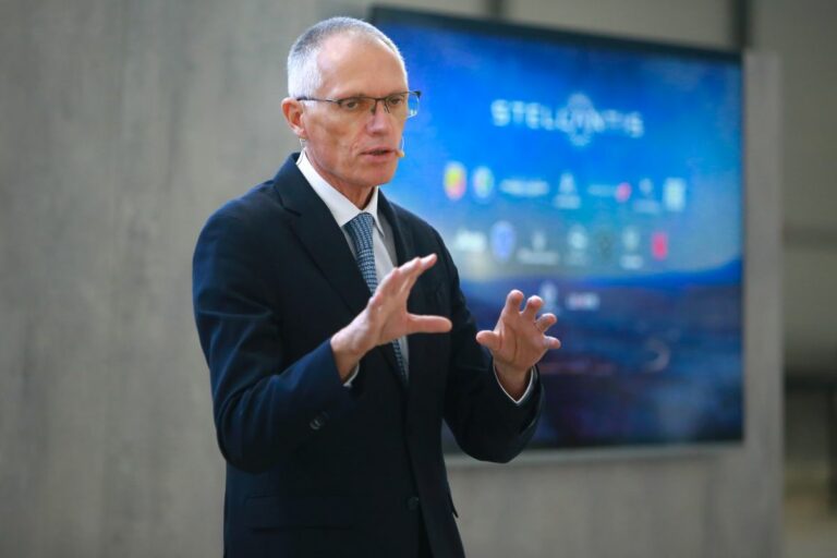 Stellantis, utile netto 2022 16,8 mld, dividendo 1,34 euro per azione Stellantis, utile netto 2022 16,8 mld, dividendo 1,34 euro per azione