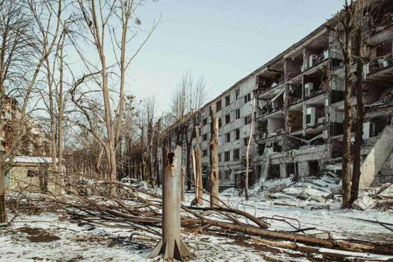 Ucraina, G7: “Chiediamo il ritiro russo senza condizioni”