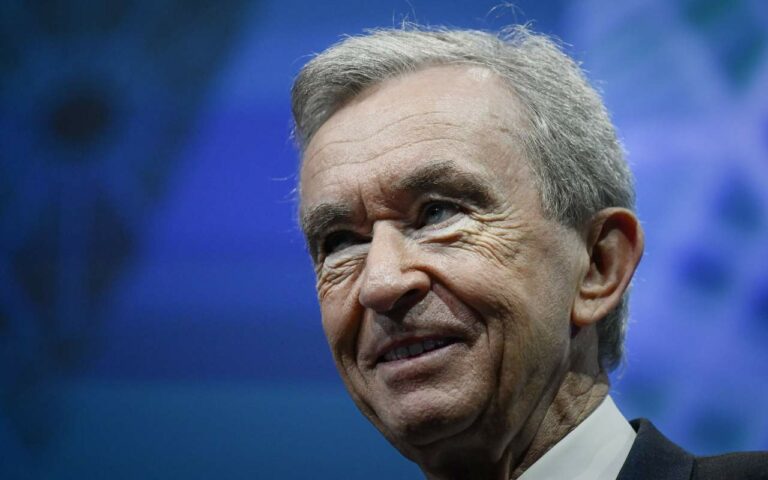 Arnault (Lvmh): “Fiduciosi per il 2023”. Il super colpo a Taormina è realtà