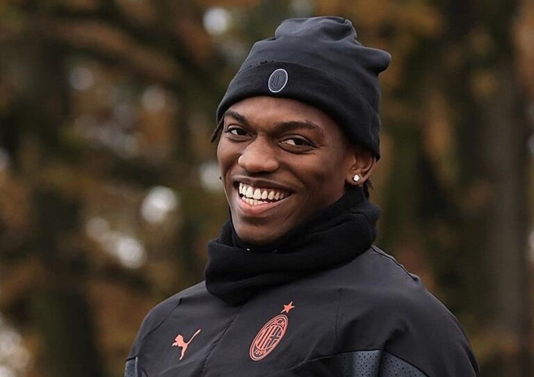 Leao vuole restare al Milan