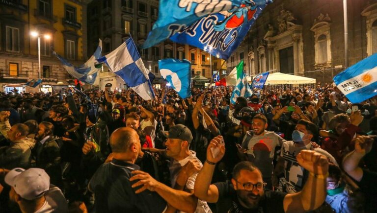 Napoli, è già festa scudetto: sarà esodo di tifosi azzurri da tutto il mondo