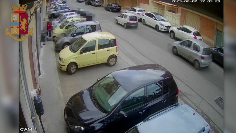 Uomo gambizzato a Siracusa, immagini choc