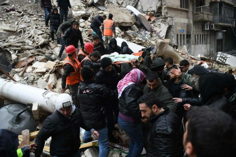 Terremoto in Turchia-Siria: i morti salgono a 2300