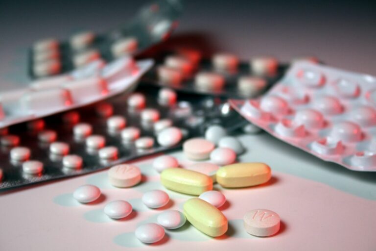 Costi di produzione in aumento, farmaci generici a rischio
