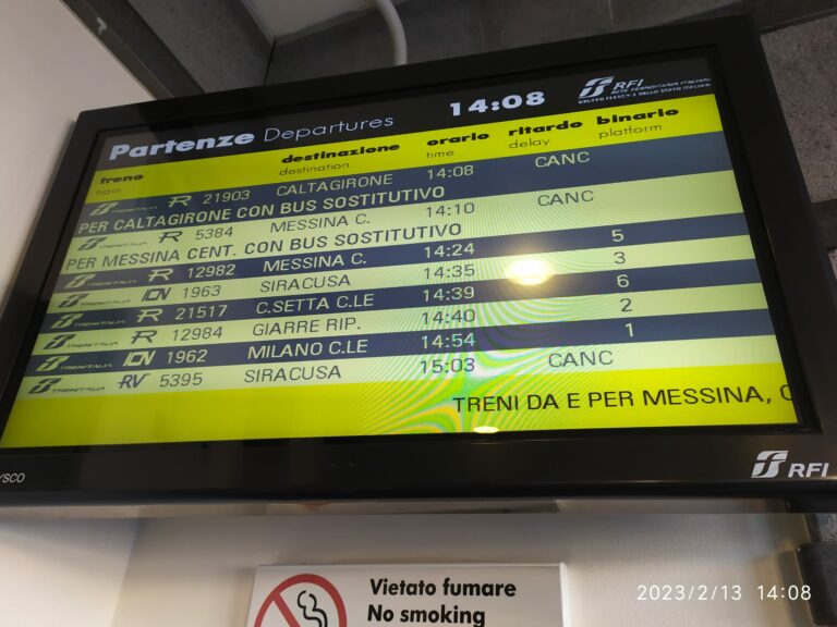 Pendolari Siciliani: “Gestione assurda dei treni, ecco cosa è successo”