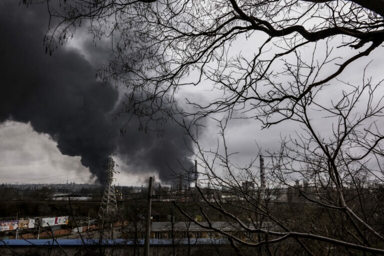 Ucraina, attacchi missilistici russi in tutto il Paese