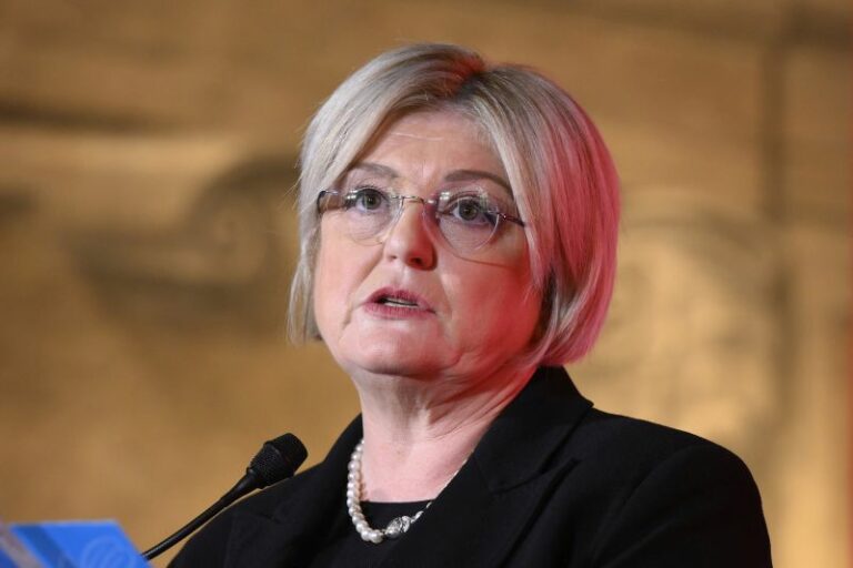 Calderone: “Taglio di un altro punto sul cuneo fiscale”