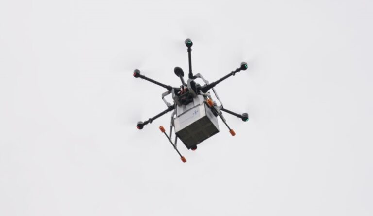 Primi voli in Italia con un drone per campioni di sangue da analizzare Primi voli in Italia con un drone per campioni di sangue da analizzare