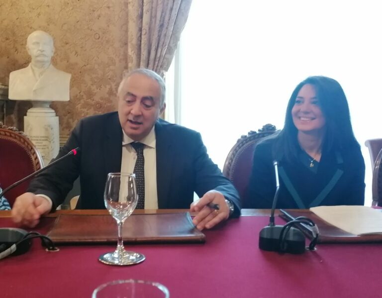 “Mi riscatto per Palermo”, i detenuti alla cura del verde “Mi riscatto per Palermo”, i detenuti alla cura del verde