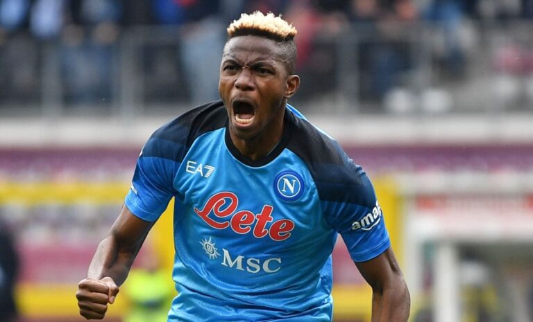 Napoli rullo compressore: poker al Torino e +21 sull’Inter