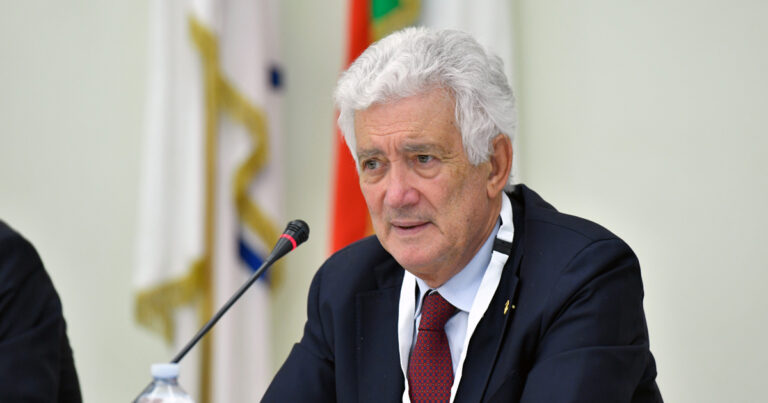 Leucemie, Toro (AIL): “In Italia ematologia e ricerca all’avanguardia”