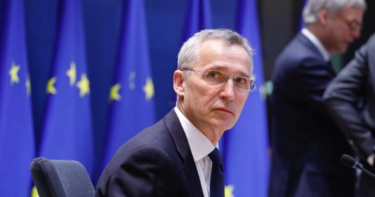 Nato: “Spendere 2% del Pil per la difesa è il minimo”