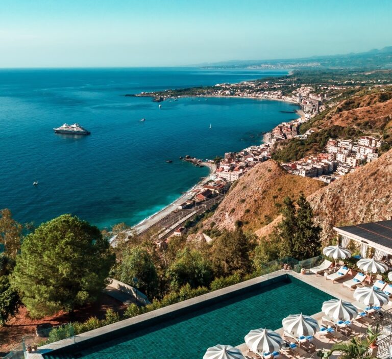 Da Bei e Ministero 500 mln per il turismo: Taormina all’assalto