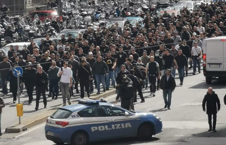Follia a Napoli, invasione di tifosi tedeschi e bergamaschi: “Terroni di m***a”