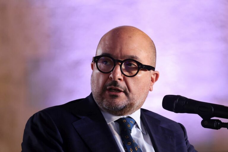 Ultima Generazione, Sangiuliano: “Il Governo parte civile nei processi”