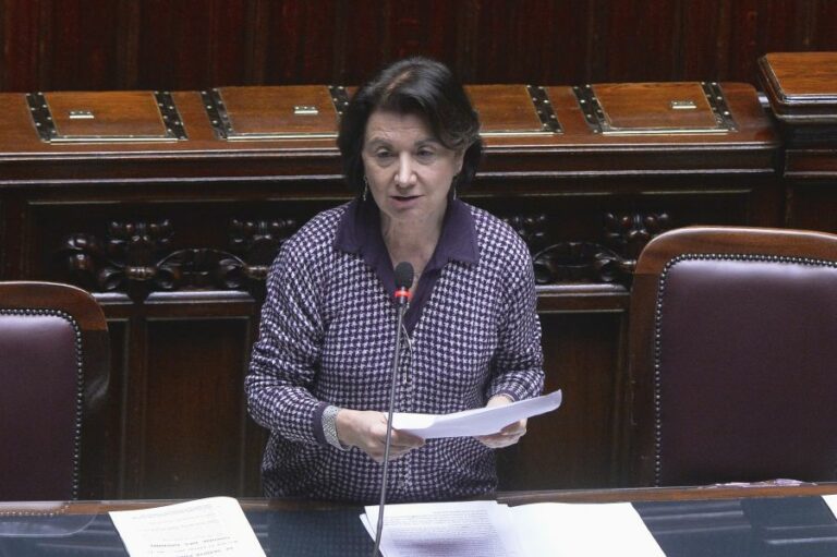 Rdc, Roccella: “Sarà rivisto, particolare attenzione a famiglie numerose” Rdc, Roccella: “Sarà rivisto, particolare attenzione a famiglie numerose”