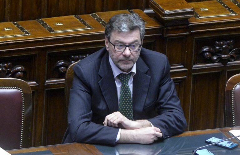 Giorgetti: “L’Italia cresce, le imprese sono forti”