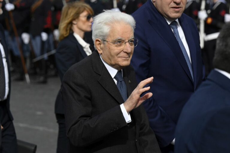 1 maggio, Mattarella: “Il lavoro antidoto contro l’illegalità”