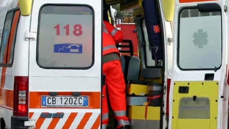 Incidente in autostrada a Giardini Naxos: morta una donna