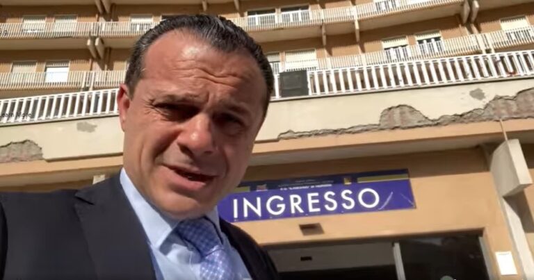 Ccpm, De Luca: “Una lobby schifosa vuole scippare Taormina, abbiamo le carte”