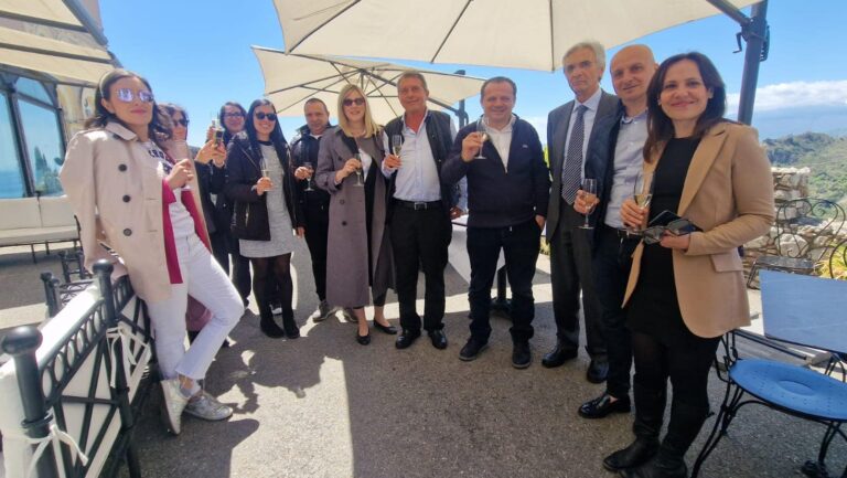 Elezioni Taormina: confronto tra gli albergatori e De Luca