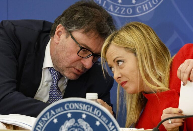 L’Europa ci mette il cappio: Meloni ora che farà?