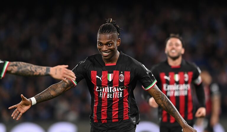 Napoli-Milan 0-4. Leao show, poker rossonero