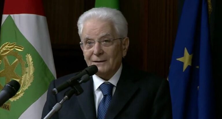 Mattarella: “La pace tra i popoli va sempre difesa”