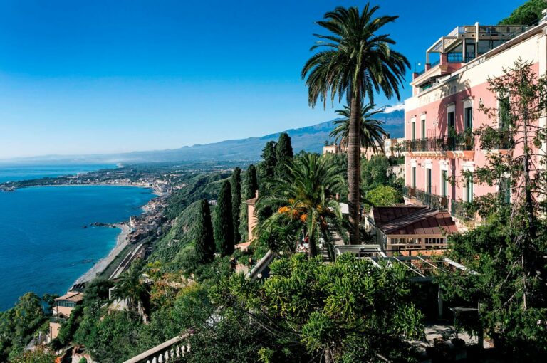 Caccia al tesoro neIl’incantevole giardino di Villa Schuler