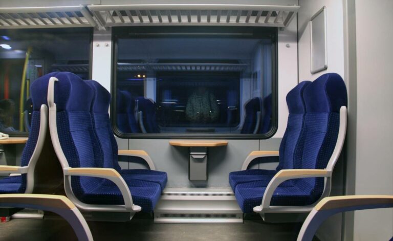 Ragazza di 21 anni violentata sul treno: gesto choc di un altro passeggero