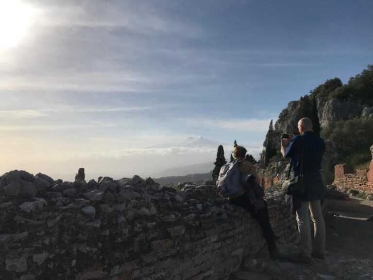 Turismo boom a Taormina: a Pasqua 95% di occupazione delle camere hotel e b&b Turismo boom a Taormina: a Pasqua 95% di occupazione delle camere hotel e b&b