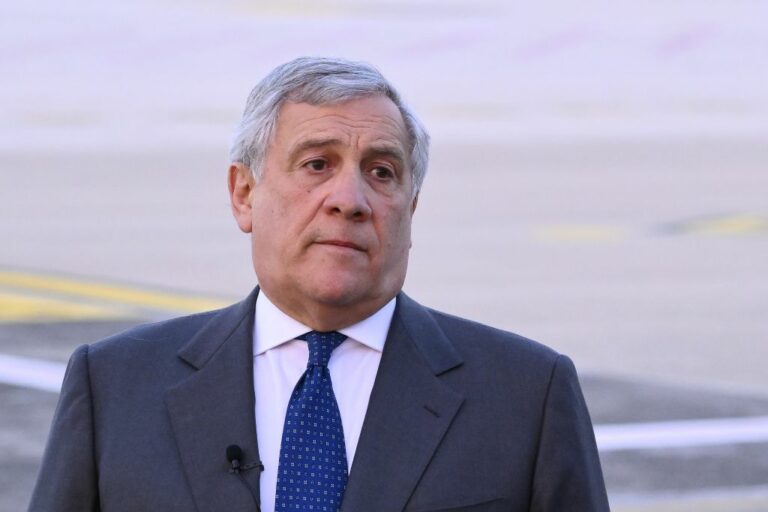 Tajani: “Governo francese in imbarazzo, ma mancano le scuse”