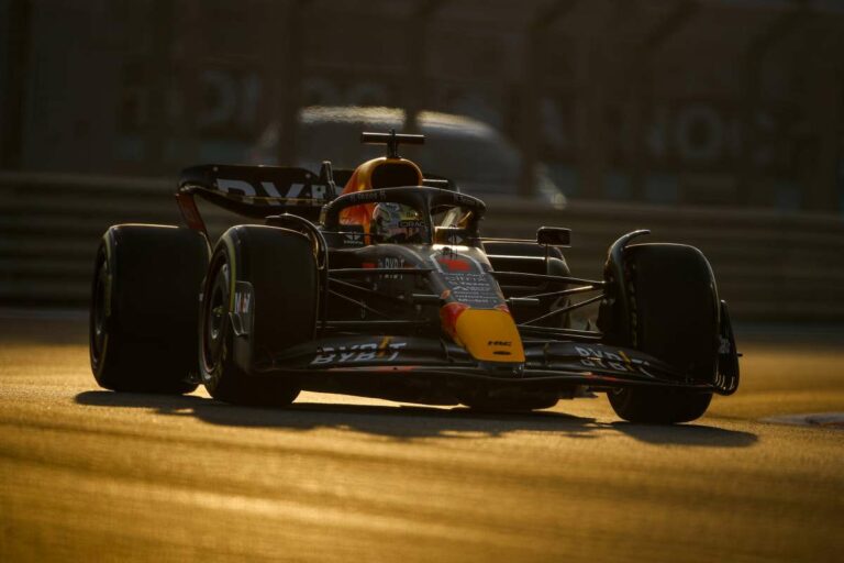 Verstappen il più veloce nelle FP2 a Miami, poi le Ferrari