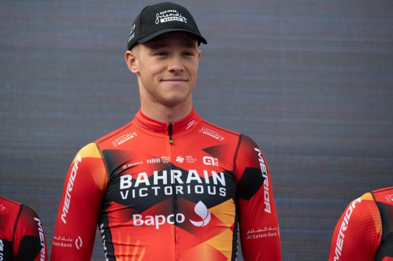 Milan vince la prima volata al Giro, Evenepoel resta rosa Milan vince la prima volata al Giro, Evenepoel resta rosa