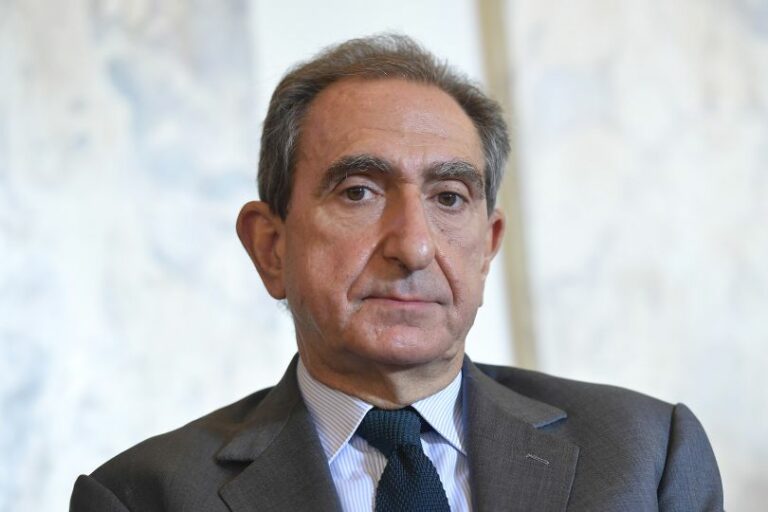 Rai, Fuortes rimette il mandato: “Mancano condizioni per continuare”