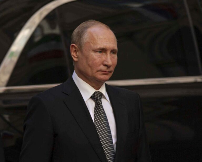 Putin: “Dall’Occidente una guerra reale contro la Russia”