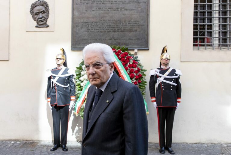 Terrorismo, Mattarella:  “Battaglia vinta sul terreno della legalità”