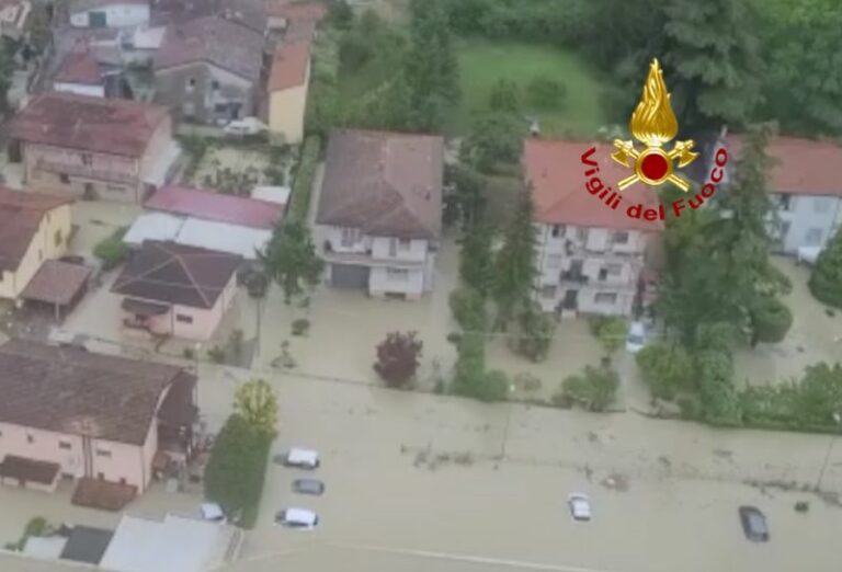 Maltempo, 9 morti e 10 mila sfollati in Emilia Romagna