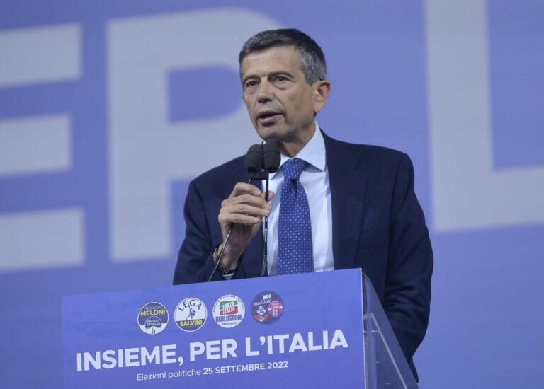 Lupi: “Se Renzi sceglie il Centrodestra da noi c’è spazio”