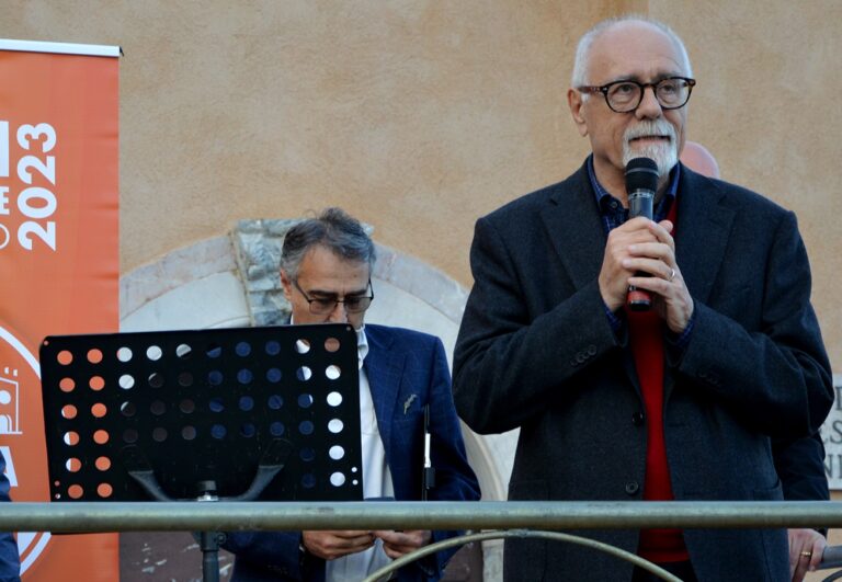Bolognari dice no al “duello” con De Luca: “Confronto tra tutti i candidati ma in Consiglio o in tv”