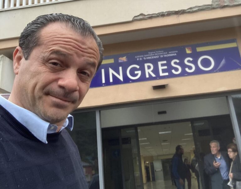 De Luca: “Giù le mani dall’ospedale di Taormina. Con la mia sindacatura sarà scontro epocale con la Regione”