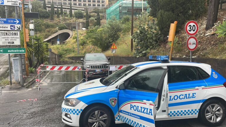 Maltempo a Taormina, riaperta la Via Crocefisso