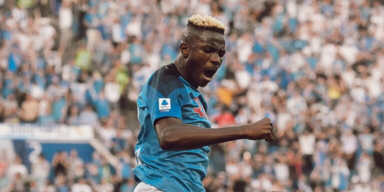 Psg su Osimhen: il Napoli chiede 180 milioni