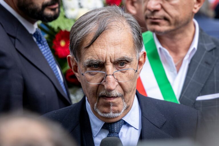 La Russa: “Italia avrebbe ancora bisogno di Berlusconi”