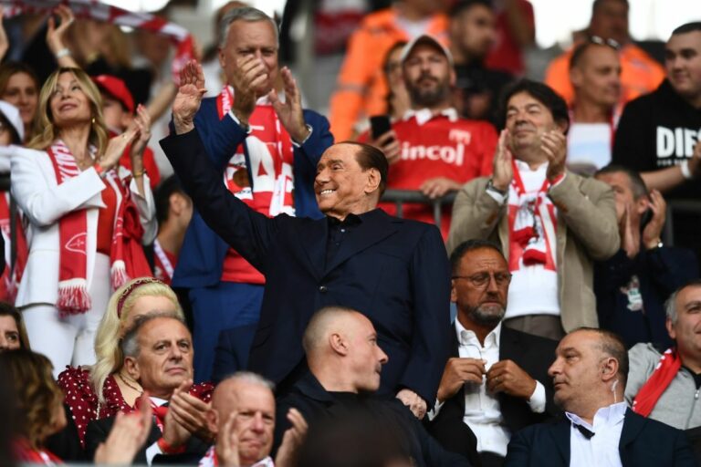 Lo sport piange Berlusconi, Abodi e Malagò: “Un vincente”