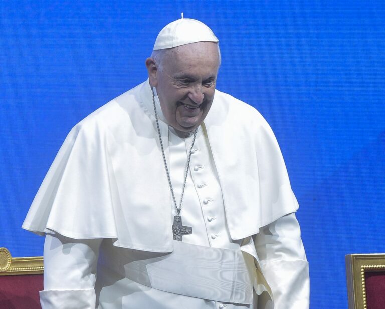 Papa all’Onu: “Momento cruciale per l’umanità, dire no alla guerra”