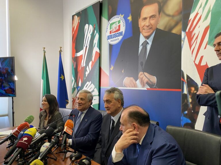 Tajani: “Berlusconi è un leader che non scompare”